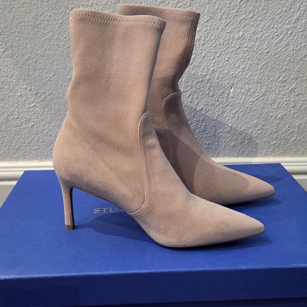 Elegant Women's Suede Ankle Boots - Pink